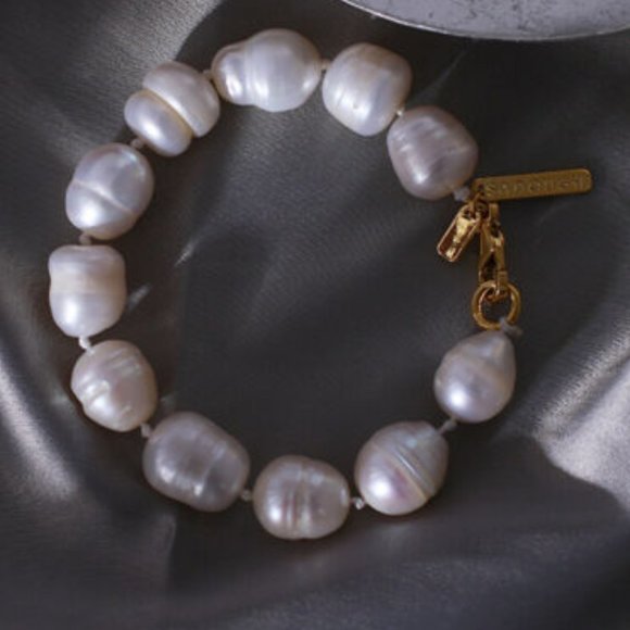 LeLe Sadoughi Baroque Freshwater Pearl Bracelet - Picture 5 of 10